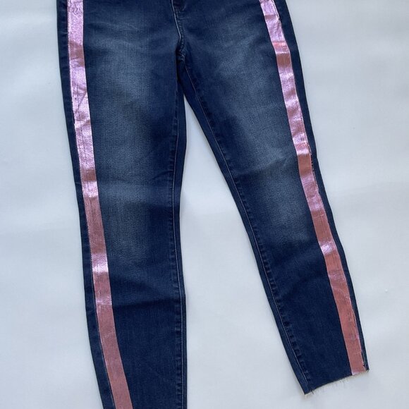 Guess Women’s Mid Rise Skinny Jeans Cropped Leg W/Tuxedo Foil Striped Size 28 - Picture 4 of 11